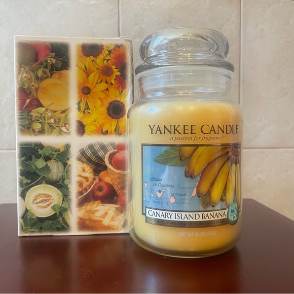 NEW Yankee Candle “CANARY ISLAND BANANA” Large Jar World Collection Fruit 22 oz